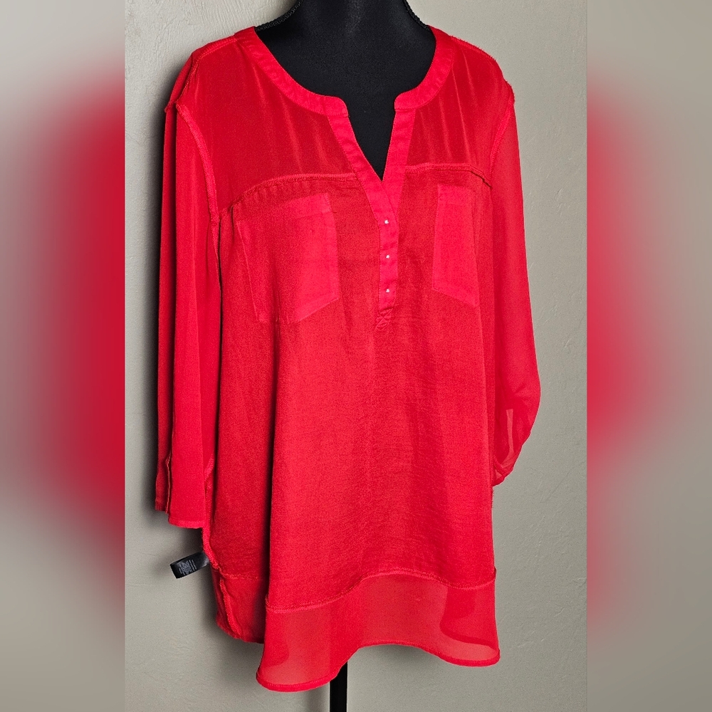 [EXPRESS] Bright Red Partially Sheer & Lined Blouse ○● Half Button-Down V-Neck - Picture 2 of 16